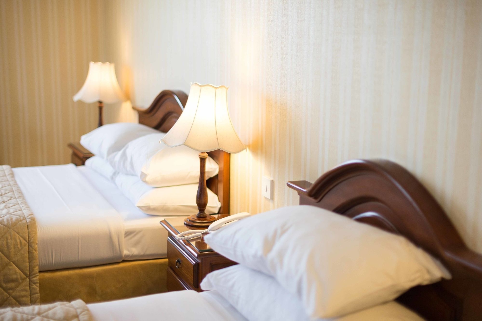 Sheedy'S Boutique Hotel Лисдунварна Экстерьер фото