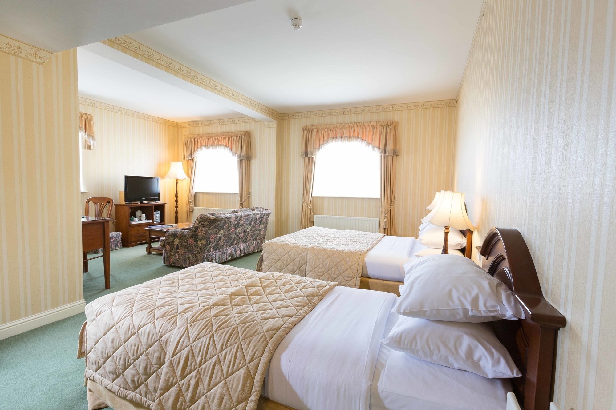 Sheedy'S Boutique Hotel Лисдунварна Экстерьер фото